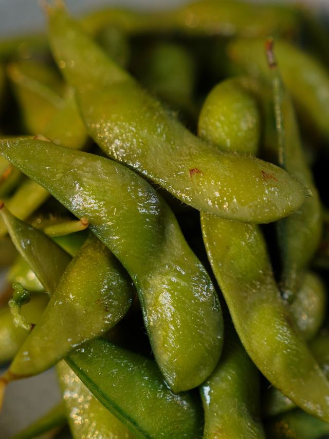 B30. Edamame with sea salt