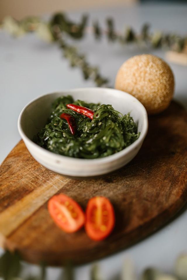 B29. Wakame Salad